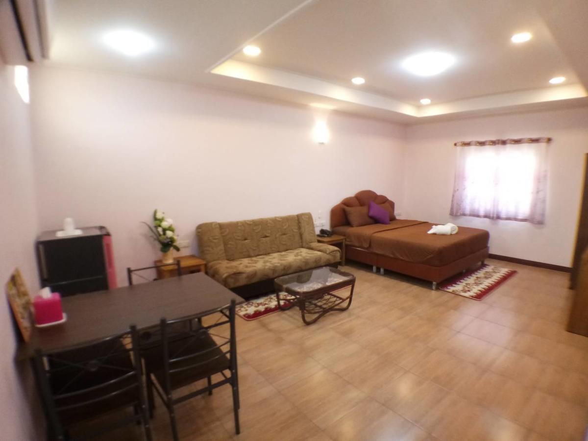 Hi Tech Resort Kabin Buri Экстерьер фото