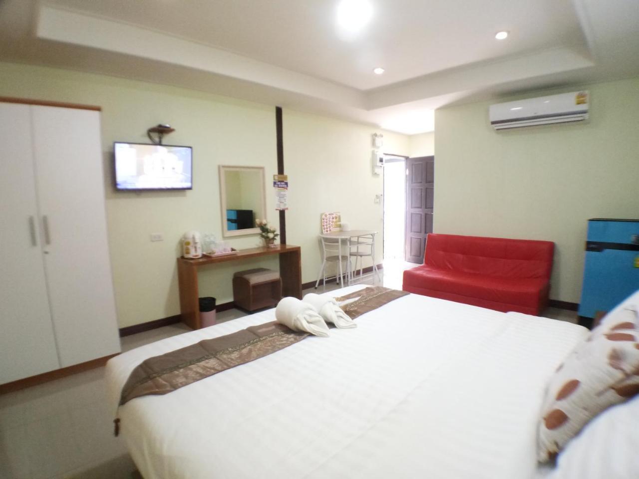 Hi Tech Resort Kabin Buri Номер фото