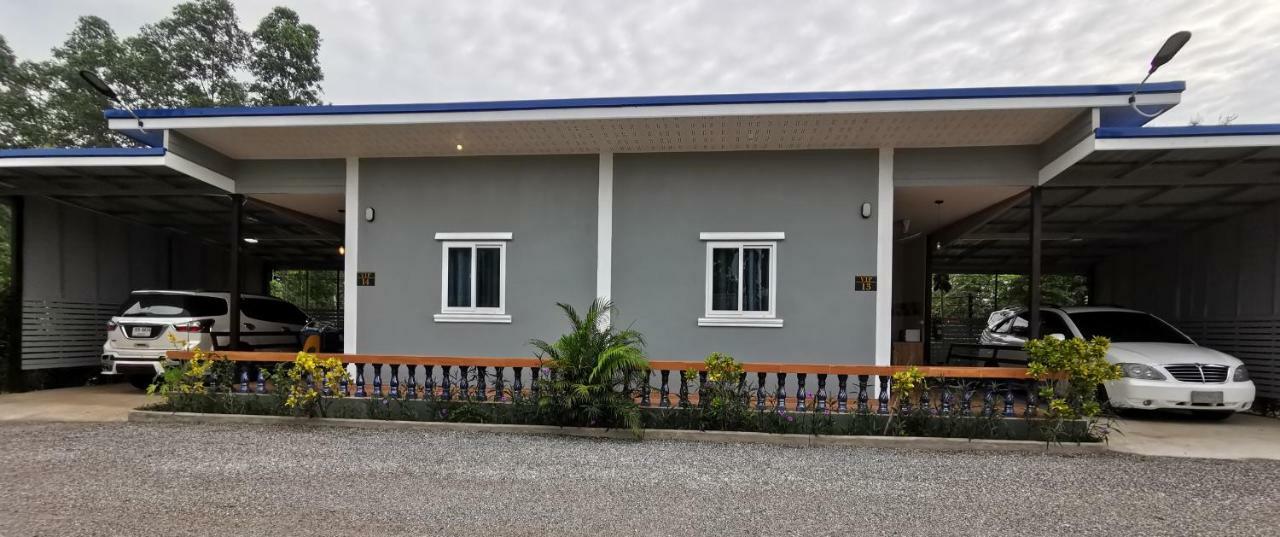 Hi Tech Resort Kabin Buri Экстерьер фото
